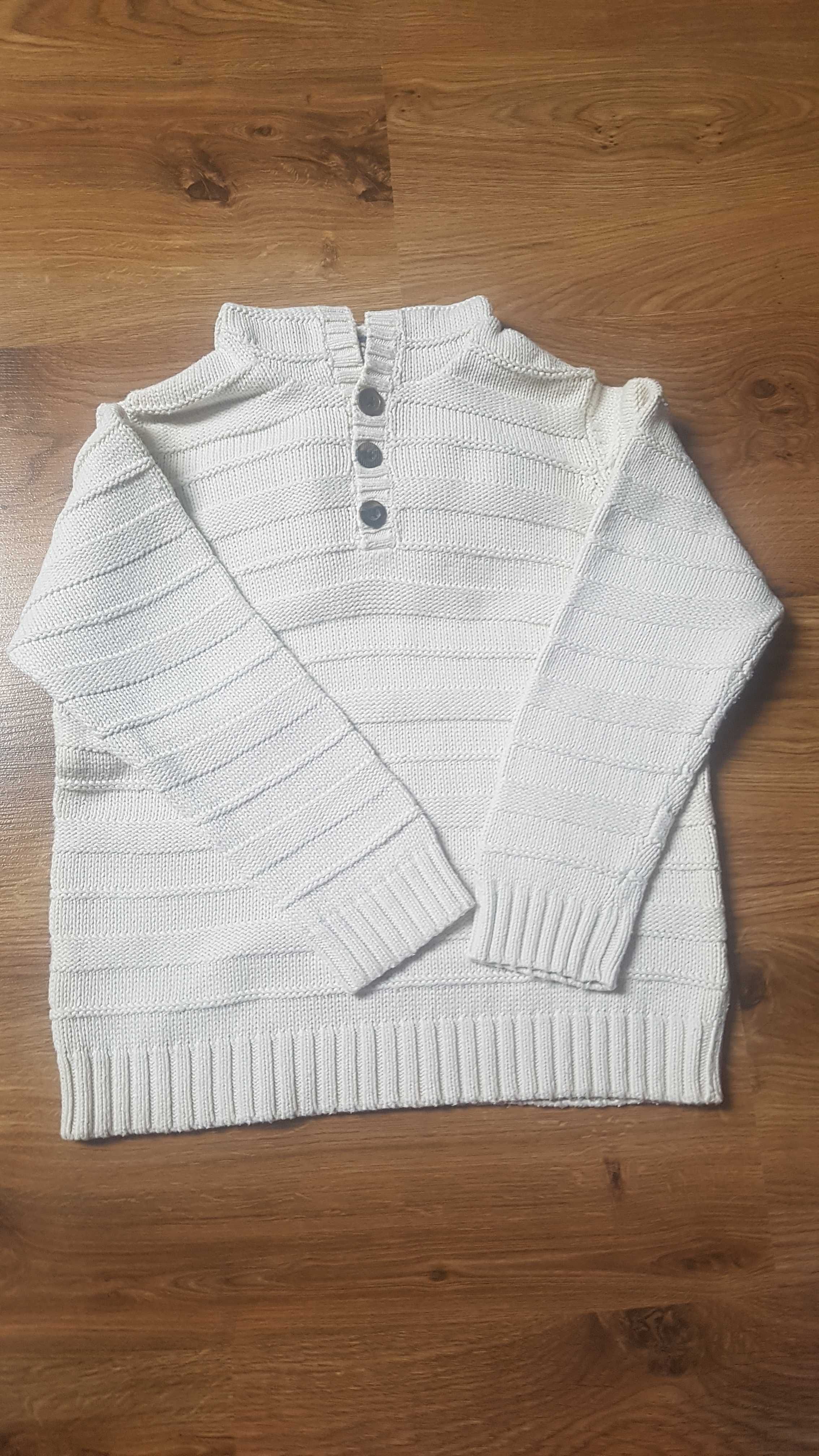 Sweterek chłopięcy 122