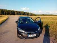 Opel Astra J Sports  Tourer 1.7 D 2014 Rok