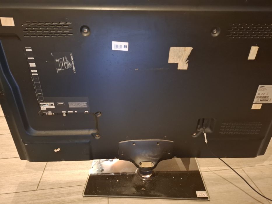 Vendo smart tv em excelente estado de 43