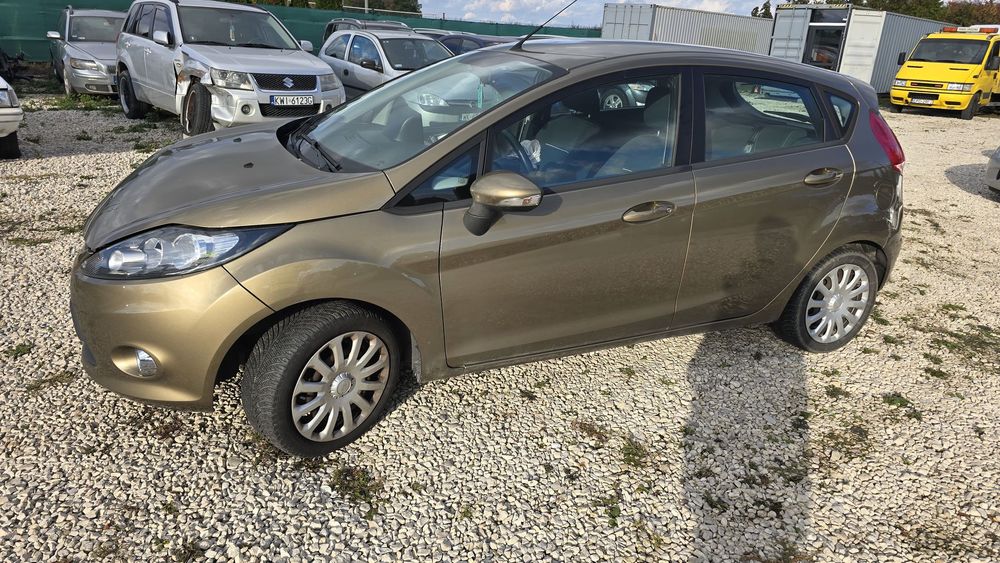 Ford Fiesta Parking Kasacyjny Warszawa