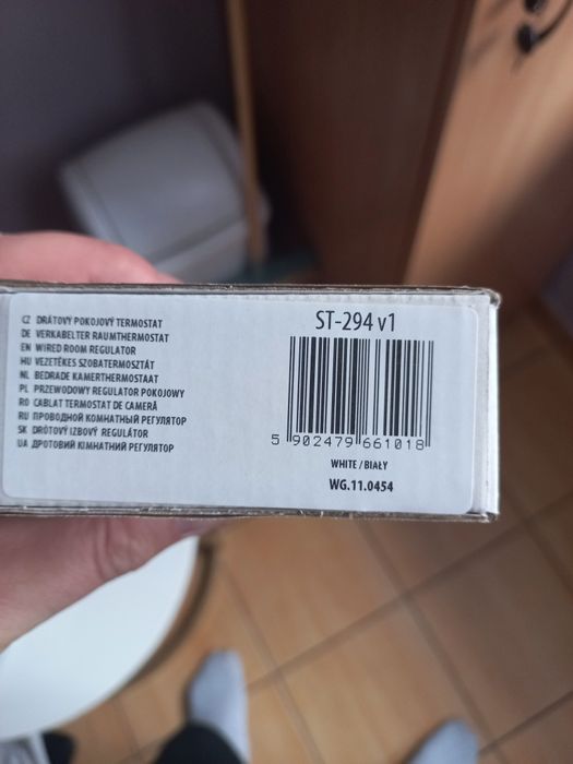 Tech Sterownik Pokojowy Przewodowy Dwustanowy Biały ST294V1WH