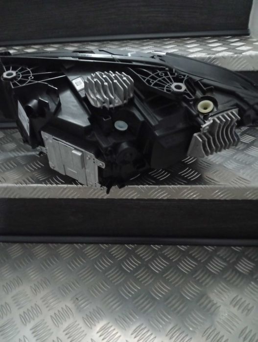 BMW i4 g26 g22,g23 lampa prawy przód