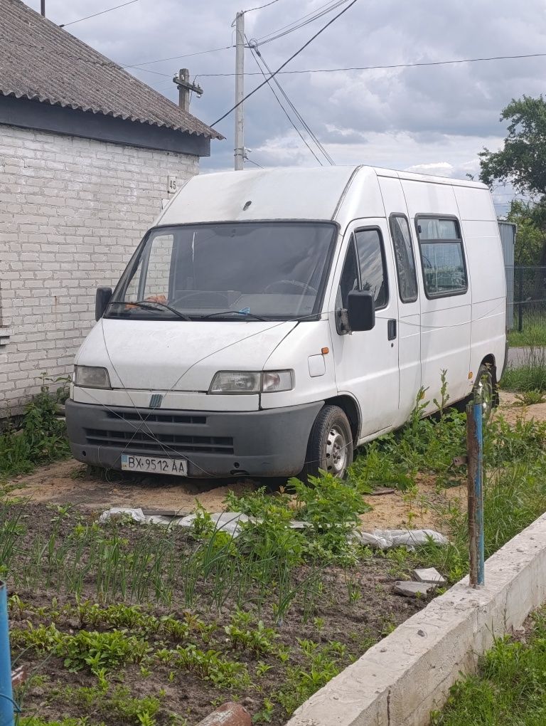 Продам бус  Фіат дукато.