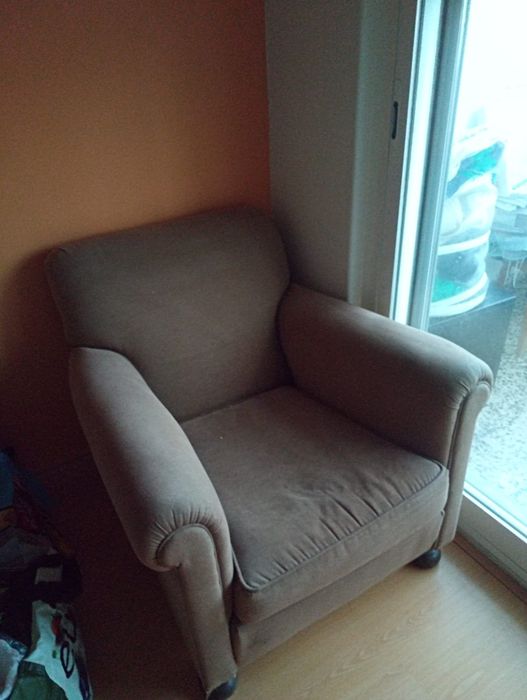 Poltrona de 1 lugar em muito bom estado