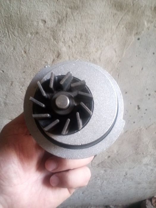 Продам Помпа ланос