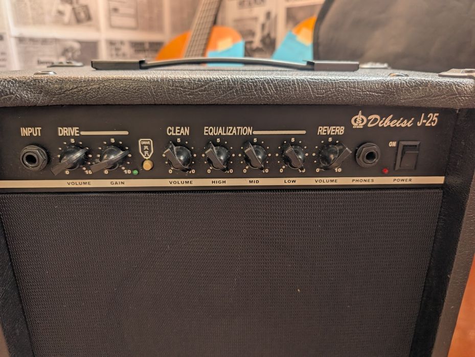 Wzmacniacz gitarowy piecyk Dibeisi 25 Wat piec combo