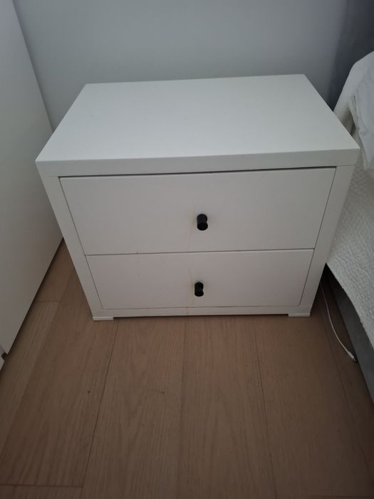 2 Mesas de Cabeceira