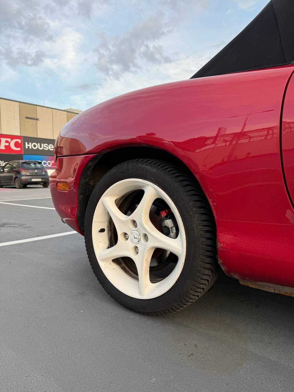 Mazda MX-5 1.6 16V
