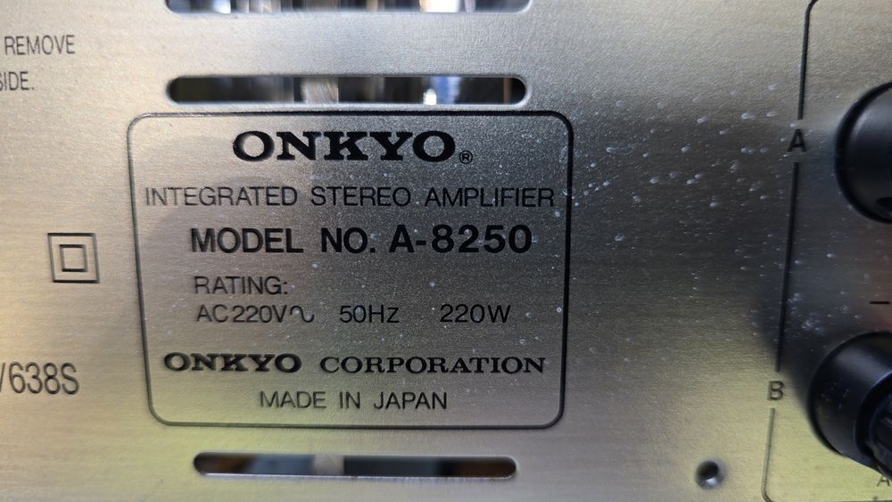 Onkyo A- 8250 - wzmacniacz