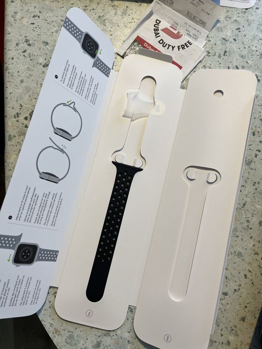 Apple Watch SE 44mm Midnight Nike Edition