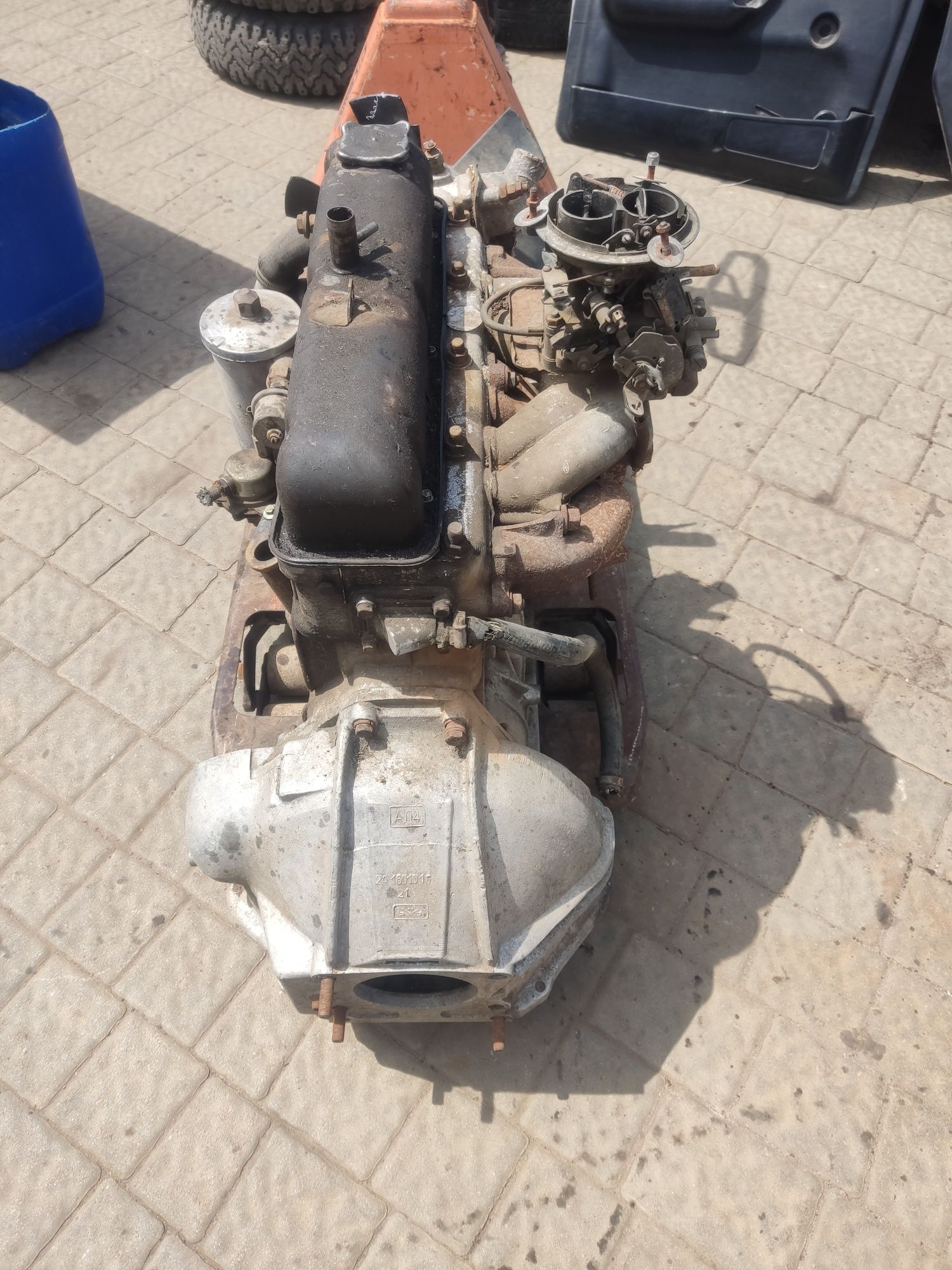 Продам двигатель Волга Газель змз-402