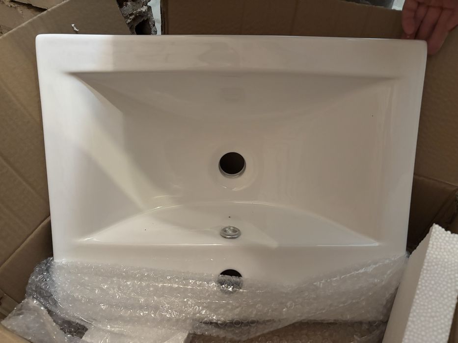 Umywalka biała nowa 51x40cm