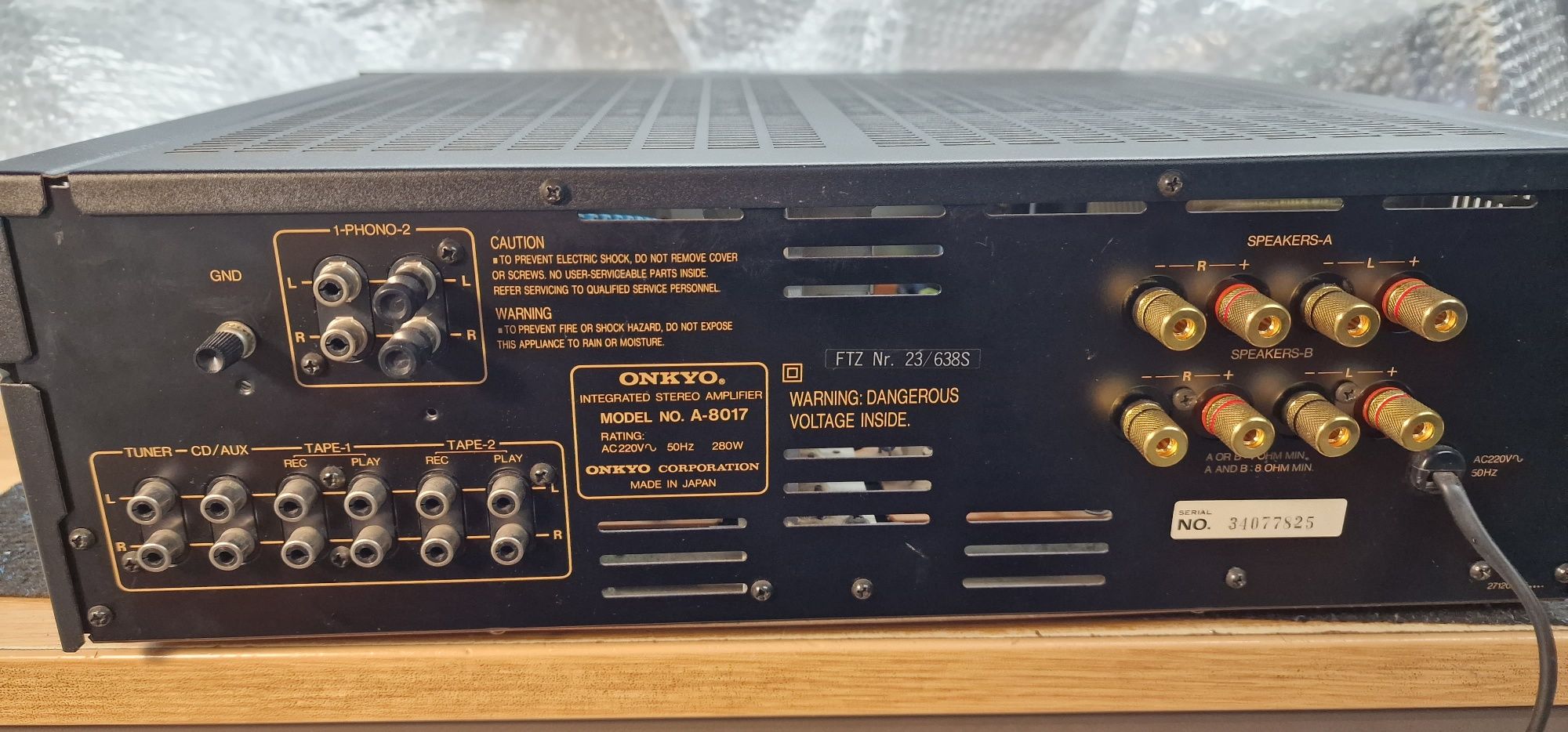 Wzmacniacz Onkyo A-8017