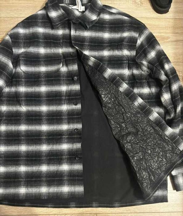 Overshirt w kratę z folią – H&M x Glenn Martens