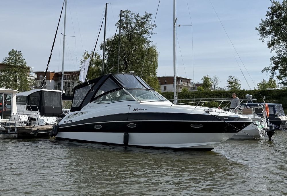 Łódź motorowa yacht Cruisers Yachts 300 CXi, Doral, Sea Ray, Monterey