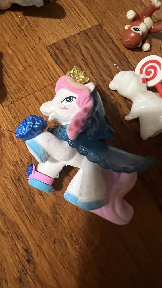 kucyki filly i inne drobne zabawki razem
