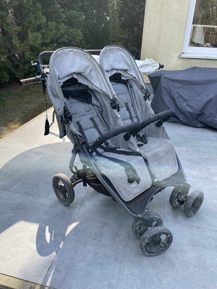 Valco Snap Duo wózek bliźniaczy rok po roku