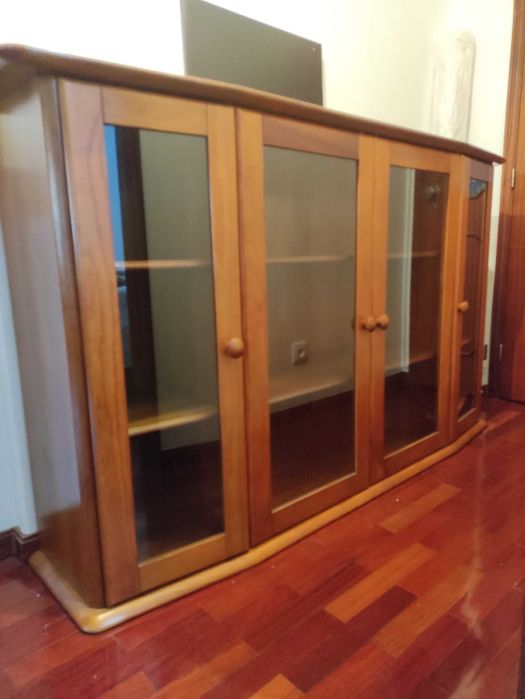 Móvel madeira maciça marca Cerne