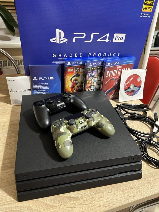 Playstation  Ps 4 Pro  1 tb  + 4 Gry. Bardzo zadbana !!