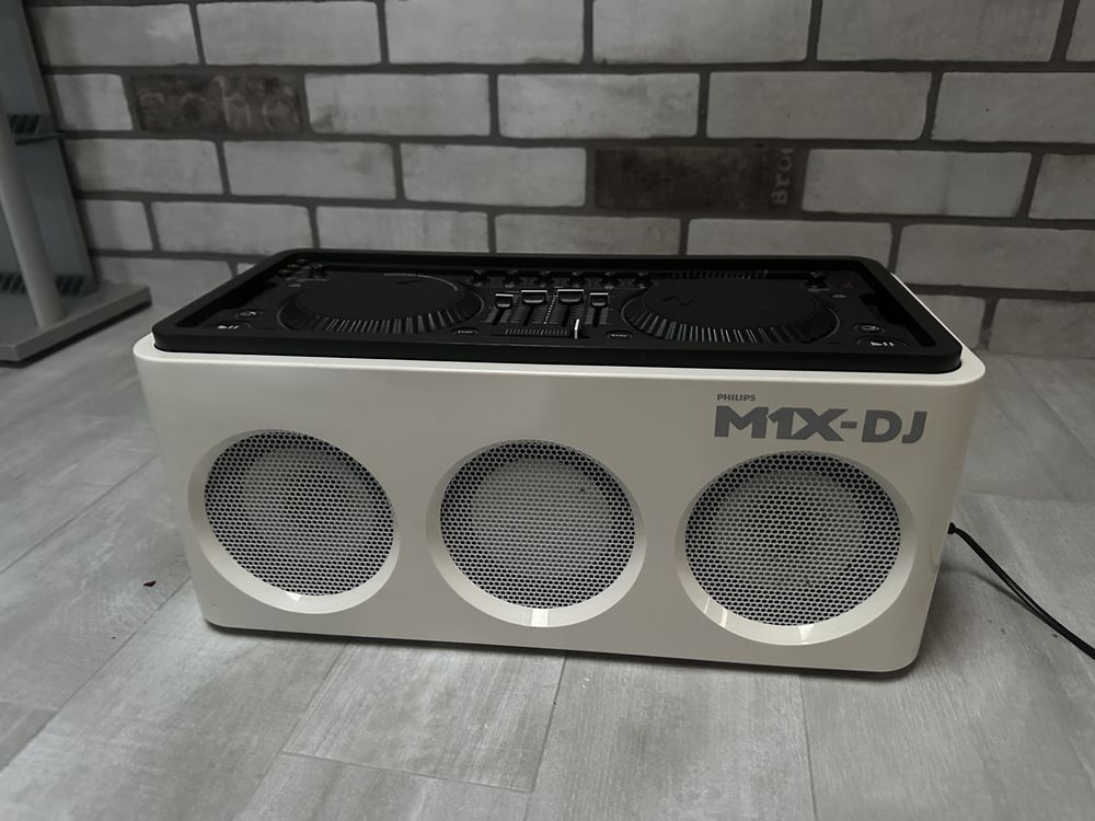 Mesa mistura Coluna M1X-DJ Armin Van Bureen Dj