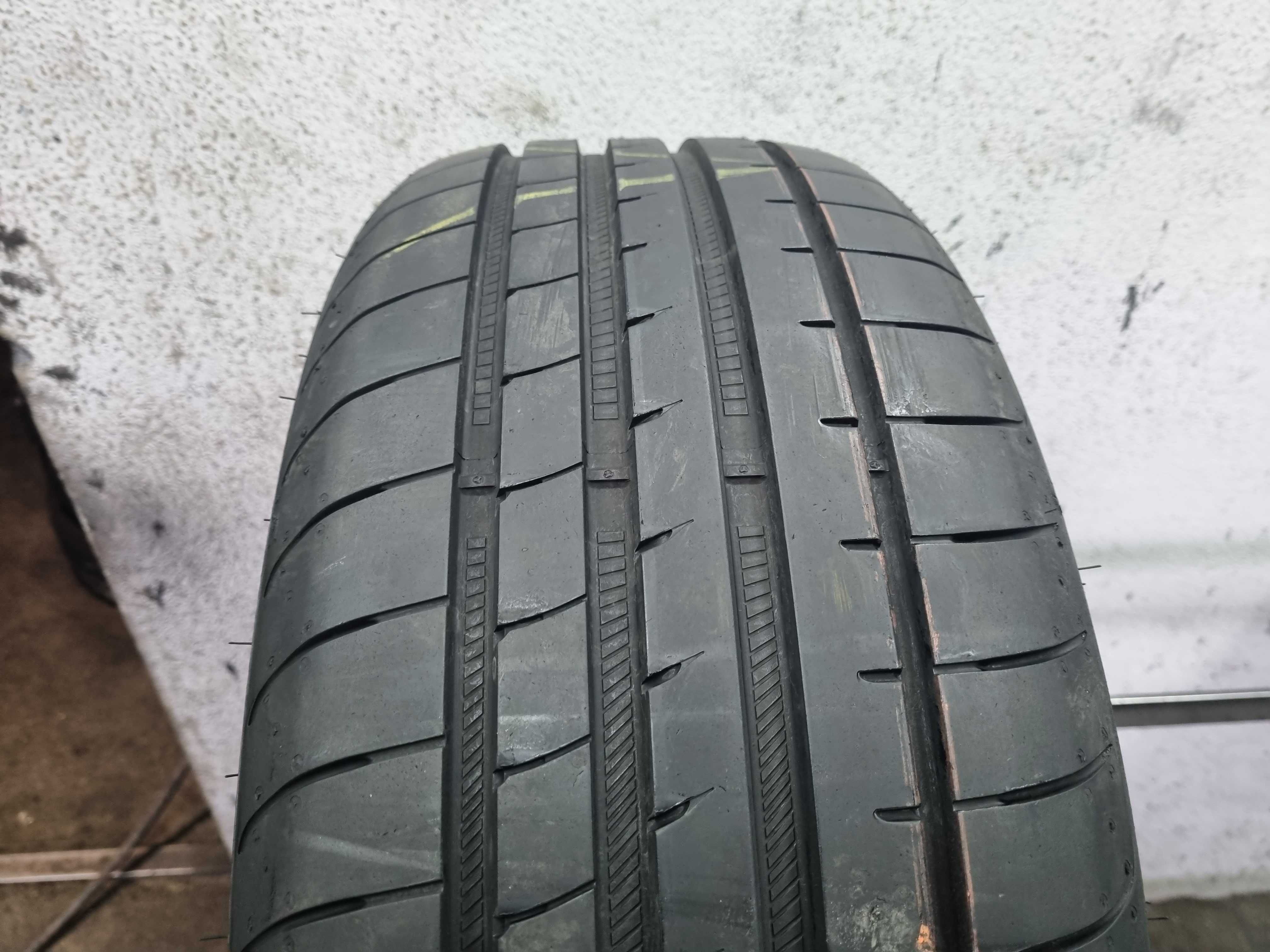 225/40/20 94Y Goodyear Eagle F1 Asymmetric 3 * RSC D.0422