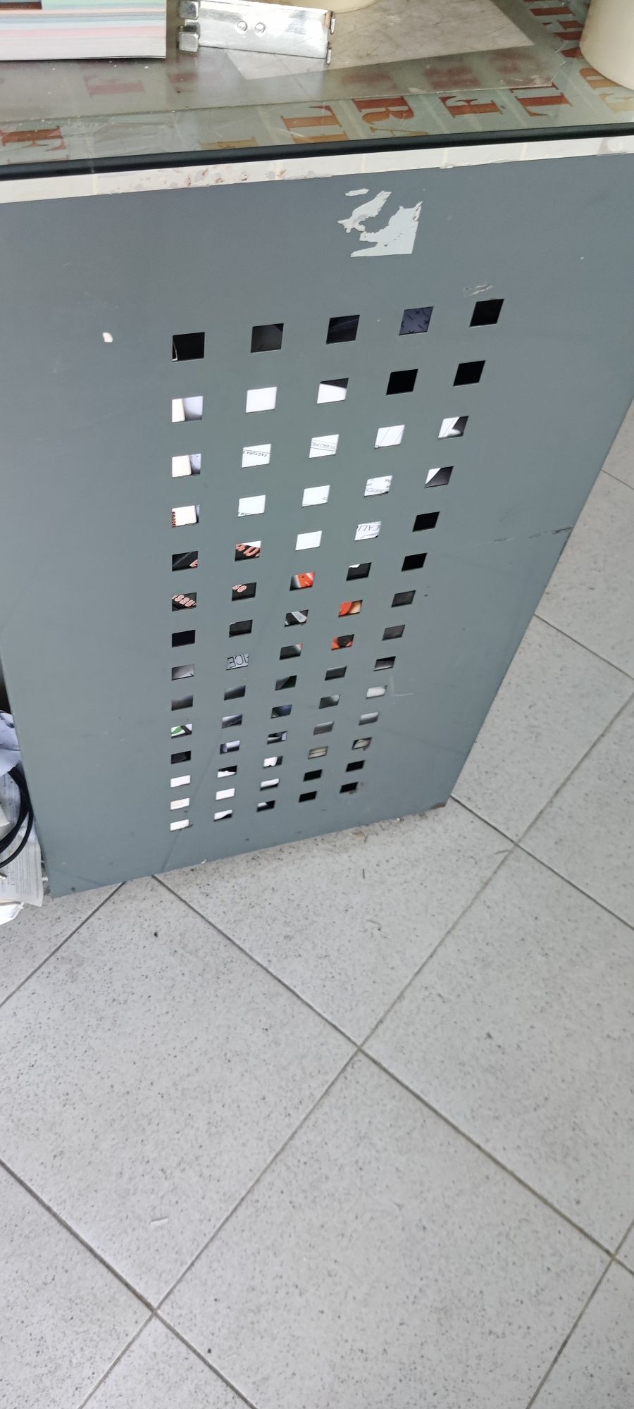 2 balcões de loja 50€ cada ou 75€ os 2.