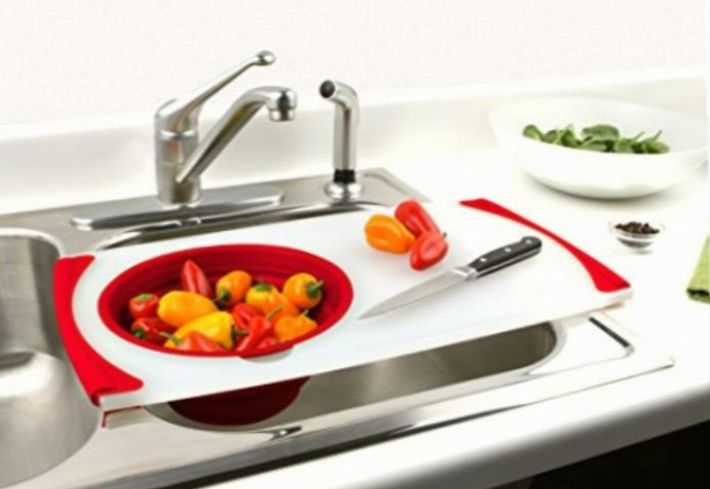 Обробна дошка-сито Dexas Over the Sink з ручкою.