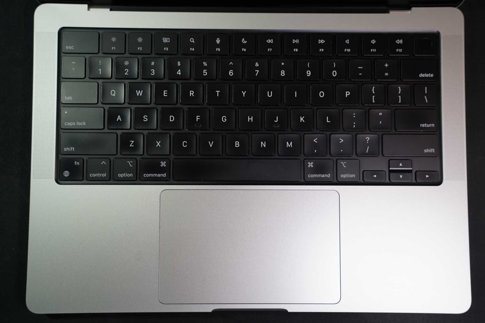 MacBook Pro 14" M1 Pro | 16 GB RAM | 1 TB SSD | 10-core CPU 16 GPU