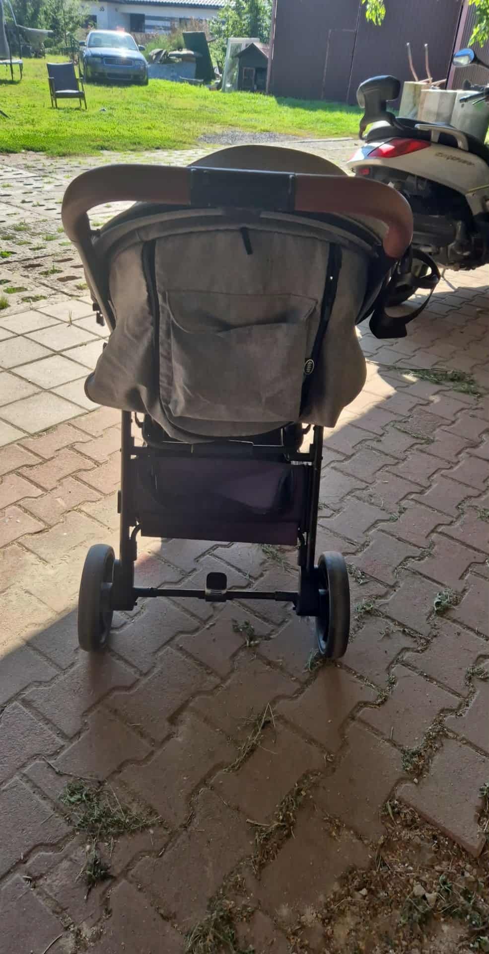 Wózek spacerowy  dzieciecy