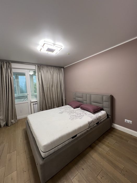 Сдам 2 х к +кухня-гостинная Небесной сотни 41