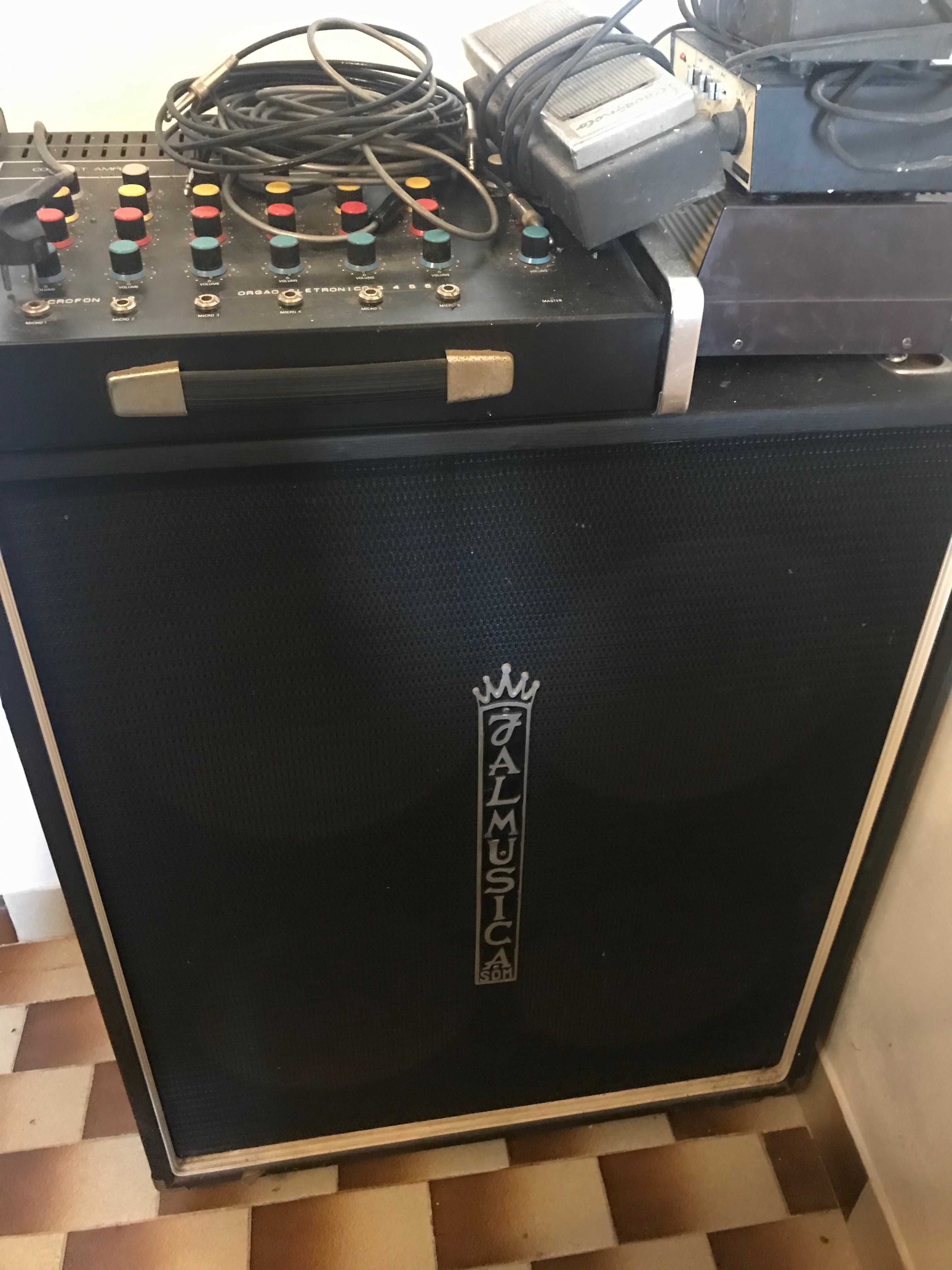 Vendo Amplificador/Mesa/Equalizador(Cabeça).