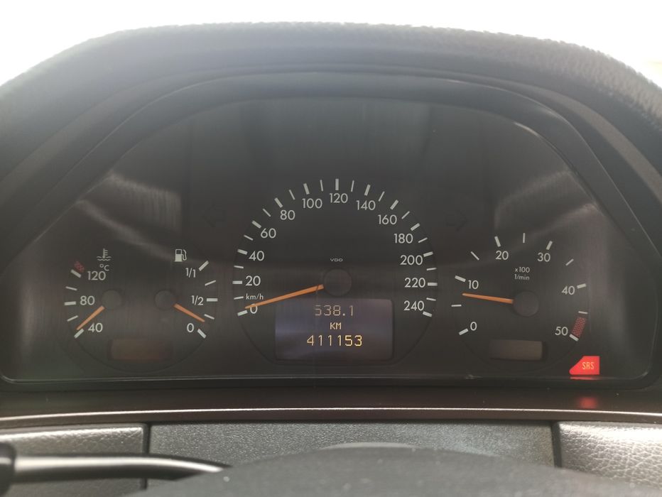 Mercedes-Benz W210 Rest 2.2 cdi 6ст. 1999р