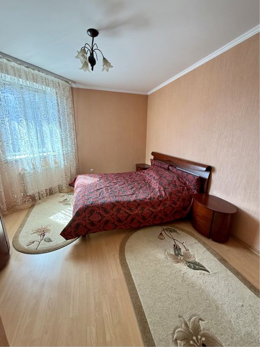 Здається 2 кімнатна новобудова вул.Відінська