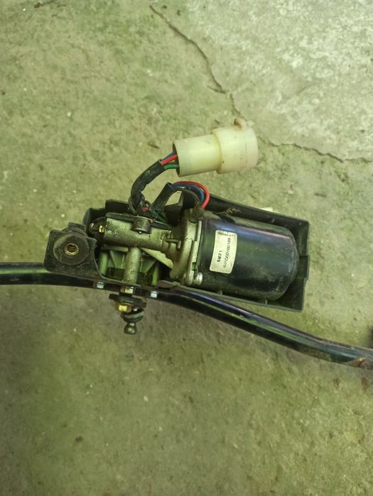 Мотор і трапеція склоочисника nexia