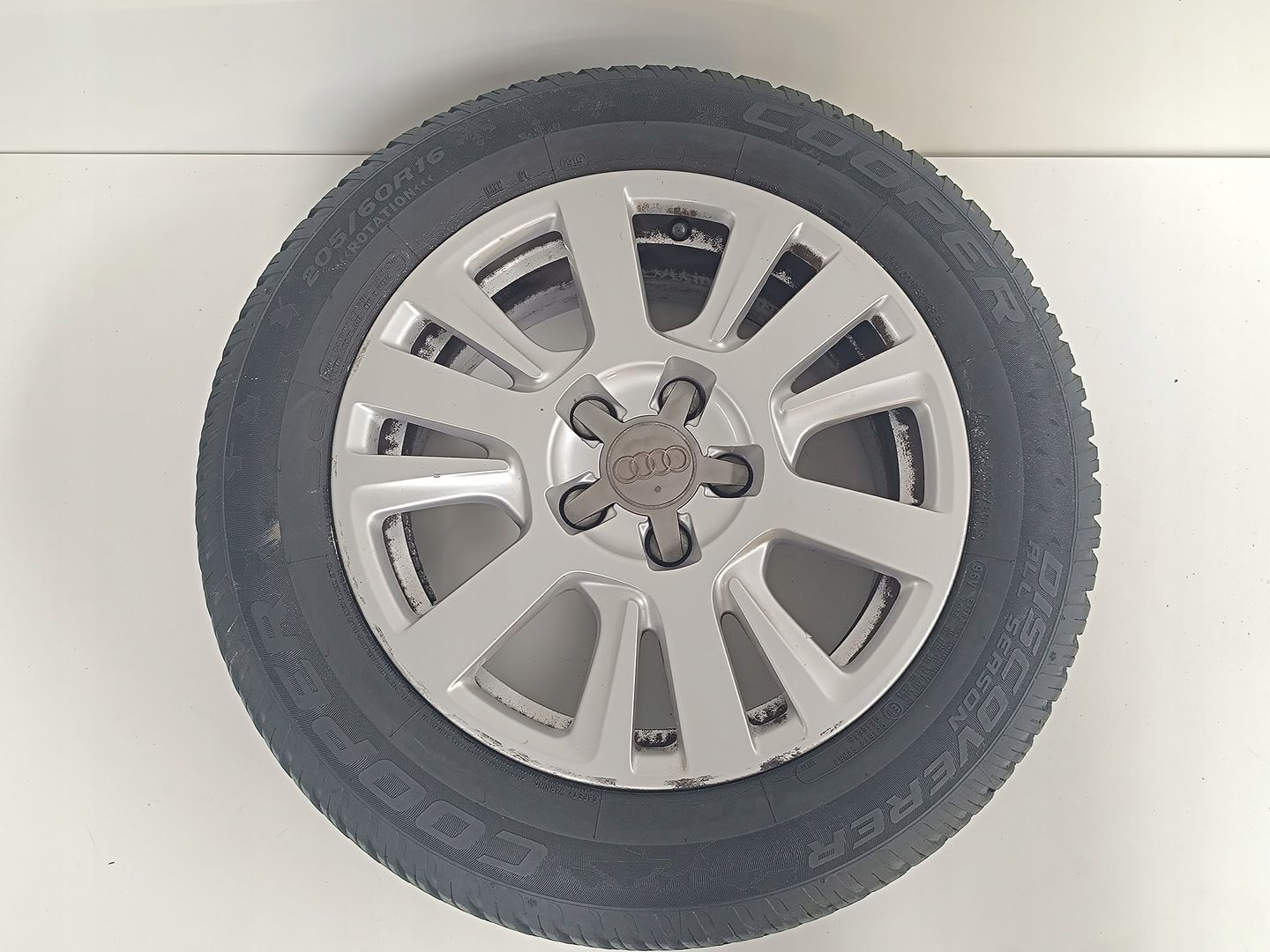 Koła Alufelgi Alusy VW Audi 205/60R16 Wielosezonowe 5x112 7J16 ET 42