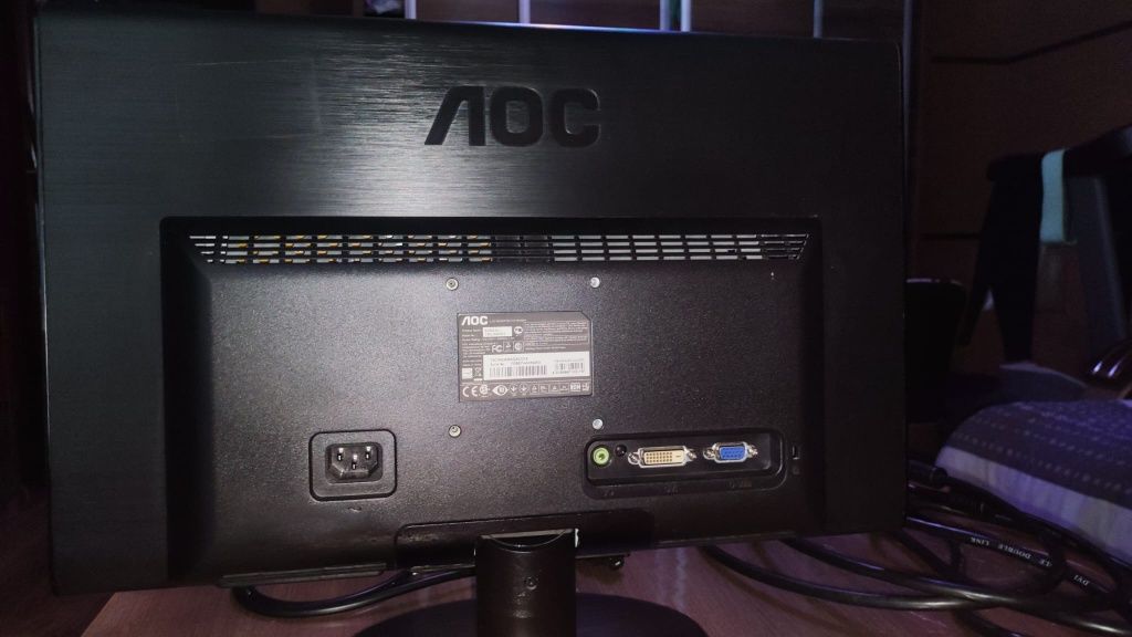 Monitor AOC E2050Swda + kabel DVI