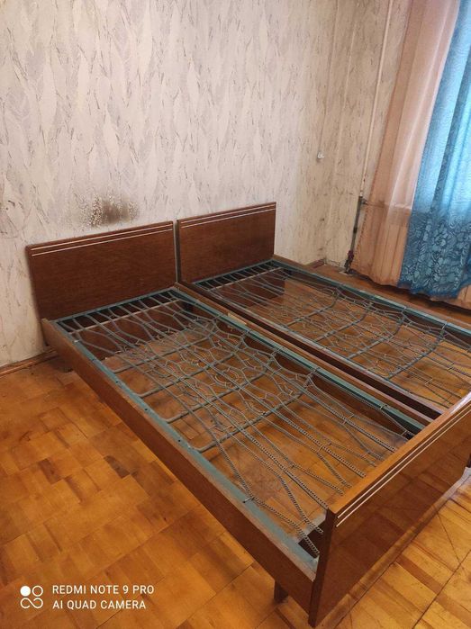Двоспальне ліжко (каркас). Односпальні ліжка.