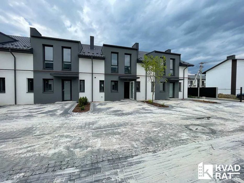 Продаж таунхауса з ремонтом у с. Крихівці