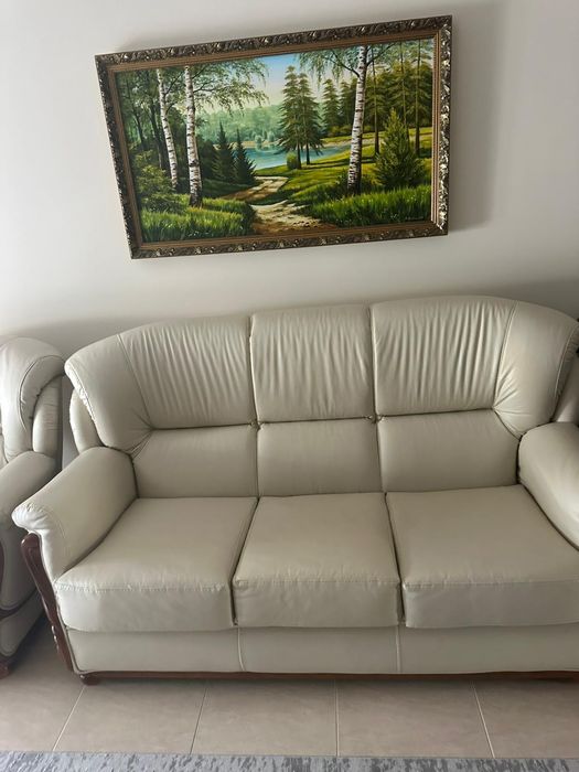 Sofá de três lugares