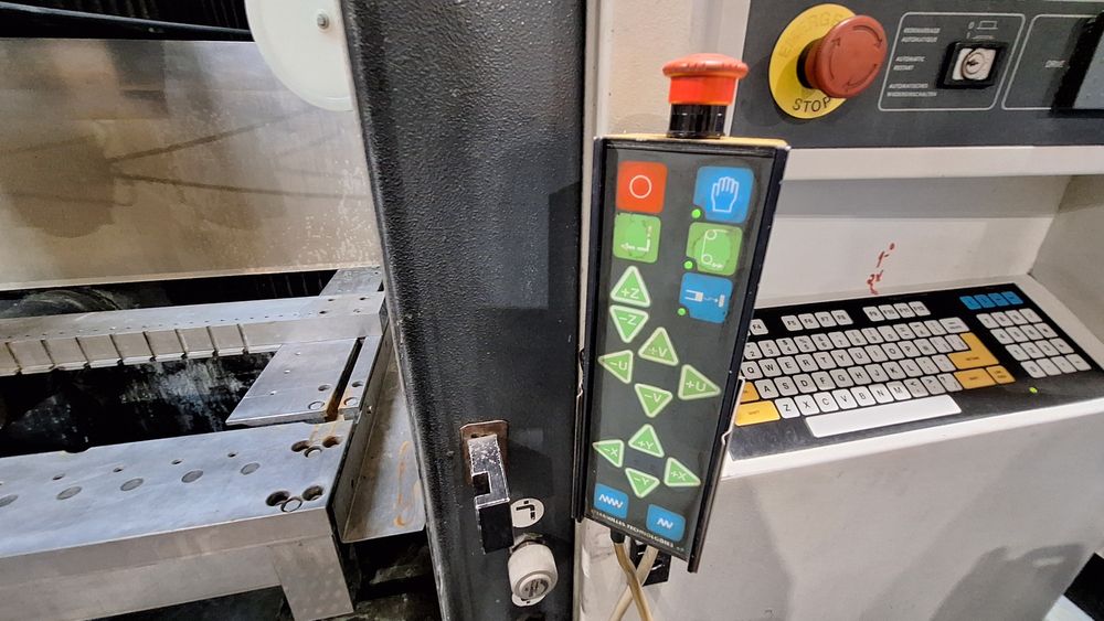 EDM Charmiles Robofil 510 Erosão de fio