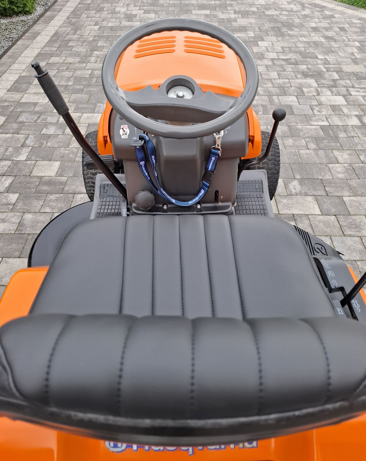 Traktorek Traktor Kosiarka HUSQVARNA YT150 Briggs&Stratton 15.5HP