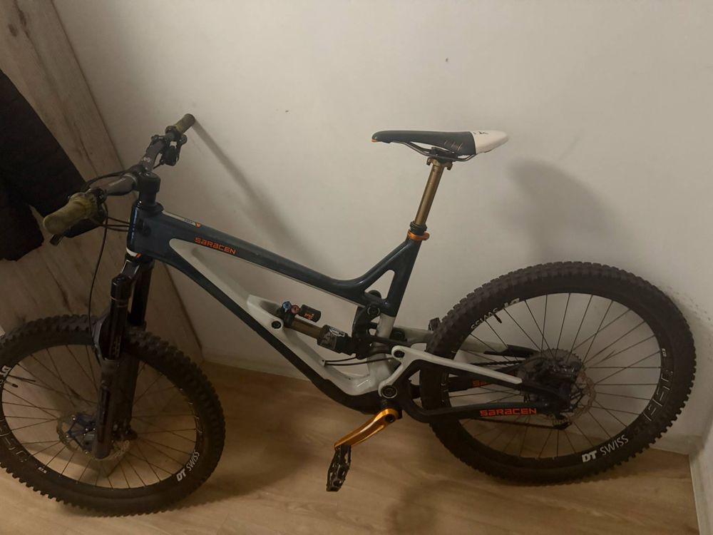 Saracen Ariel C LTX XL Carbon/ Zeb/ Float X2