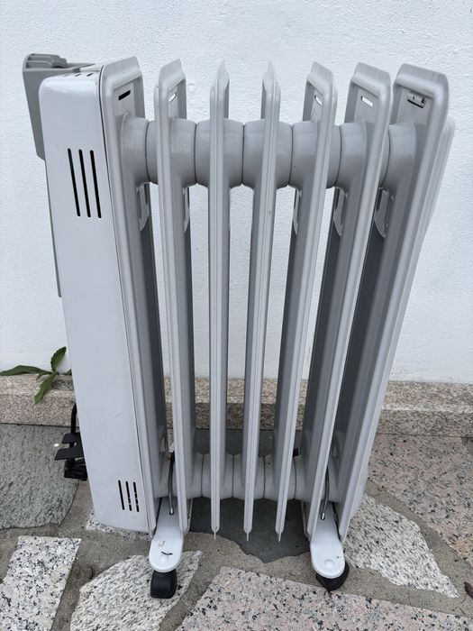Aquecedor a óleo com 6 elementos