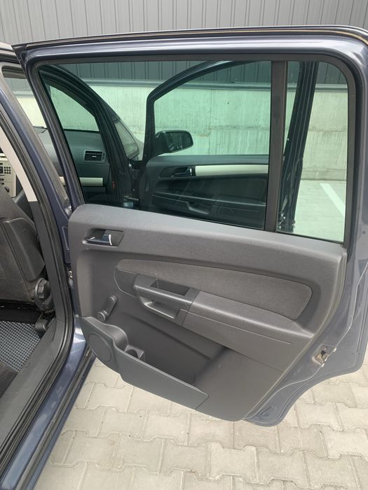 Opel Zafira B 2008 р