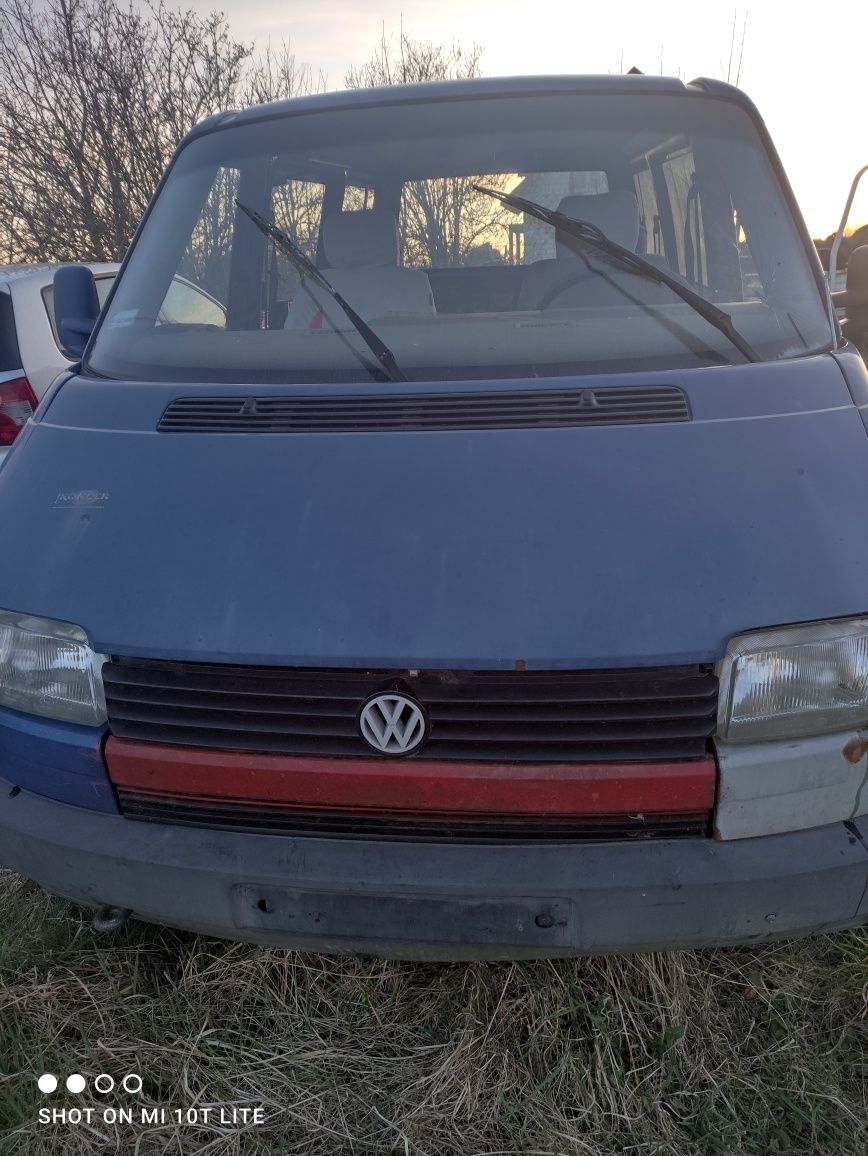 Volkswagen Transporter T4 1.9d na części