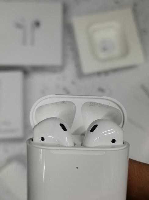 Нова поставка!! Навушники airpods 2 Lux якості + чехол в подарунок