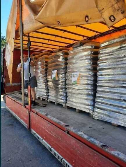 Pellet z łuski słonecznika