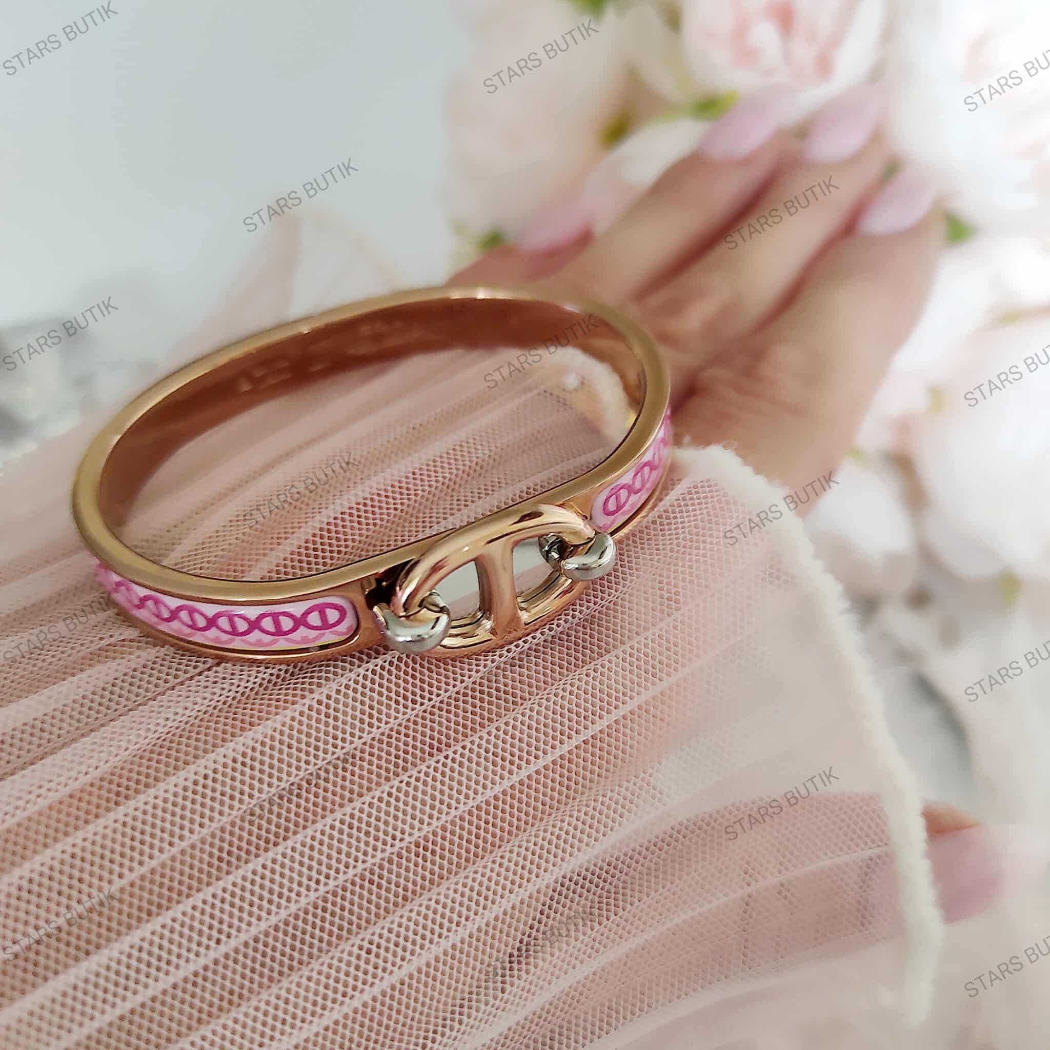 Sztywna bransoletka H chain różowa emalia różowe złoto 316L cudo