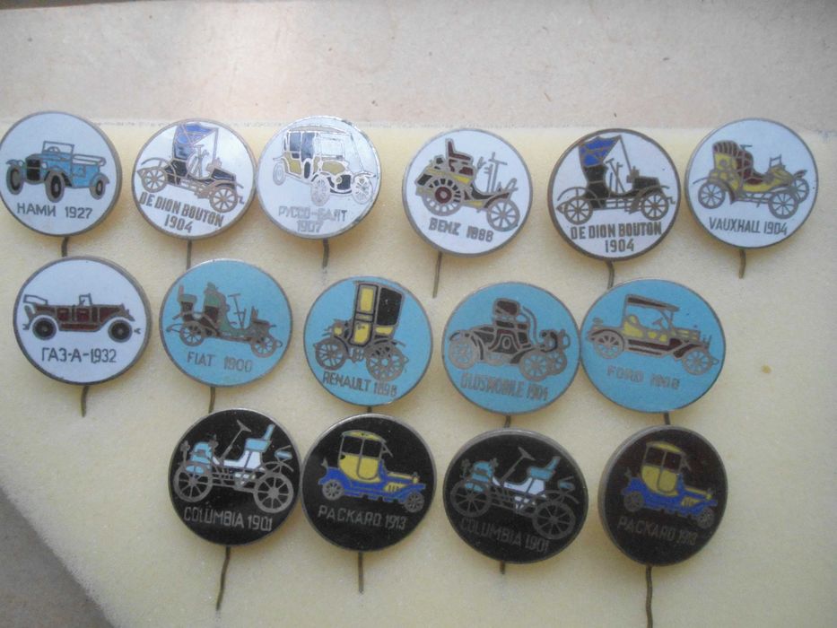 Значки по теме метро ,железная дорога, авто-мото техника
