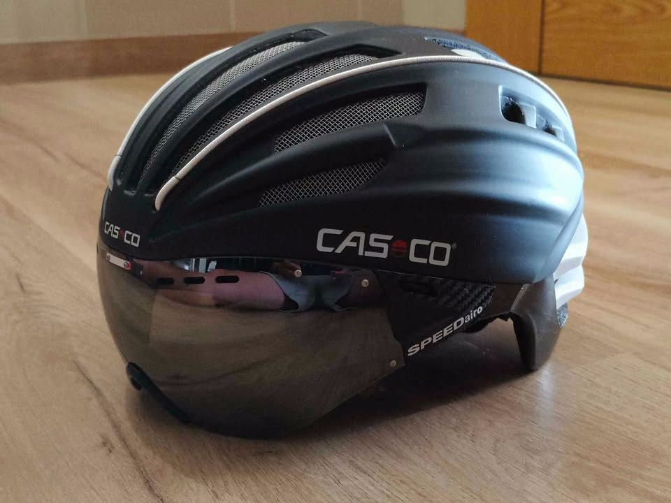 Capacete Aero "CasCo SPEEDairo" C/Óculos integrados "Novo"